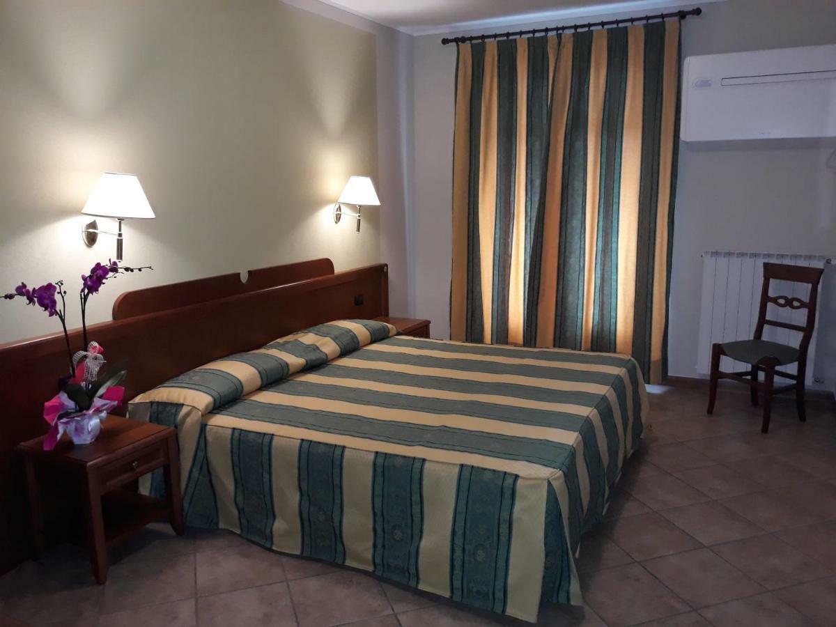 La Cascina Di Villa Due Narzole Екстер'єр фото