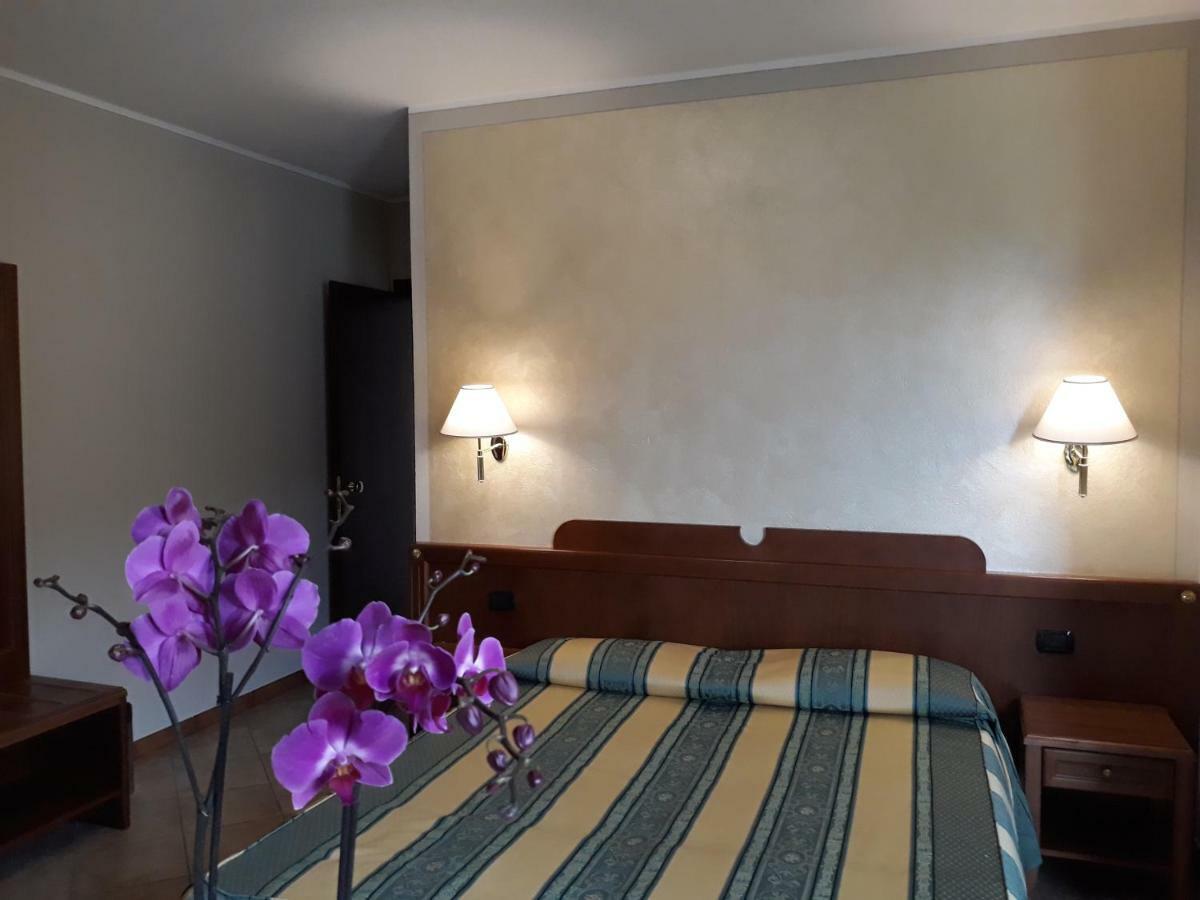 La Cascina Di Villa Due Narzole Екстер'єр фото